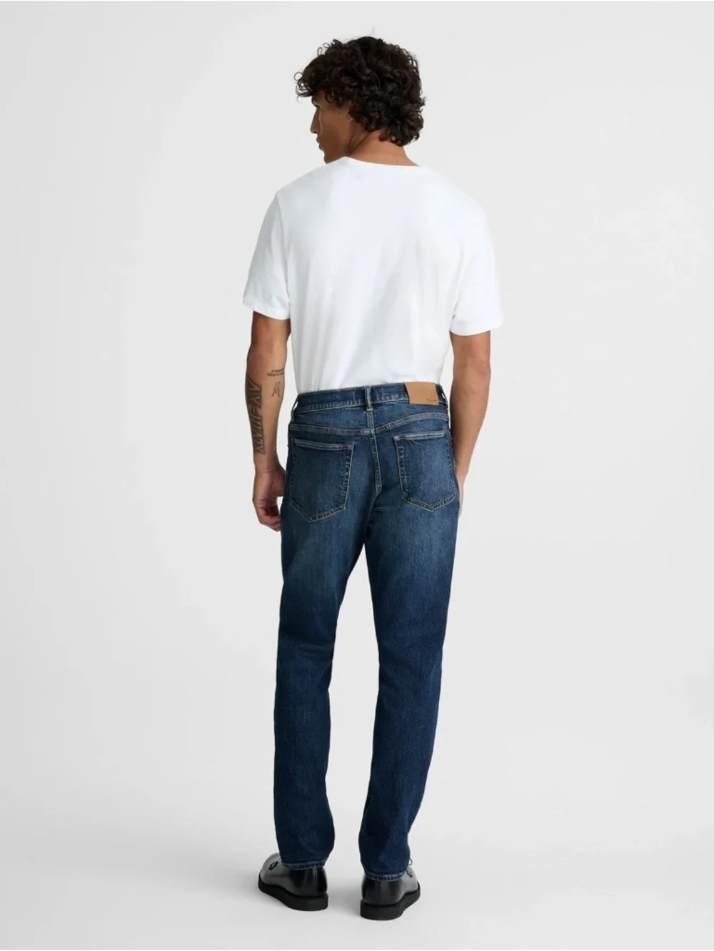 Madewell Athletic Fit Slim Jeans in Danden Wash Size 34x30